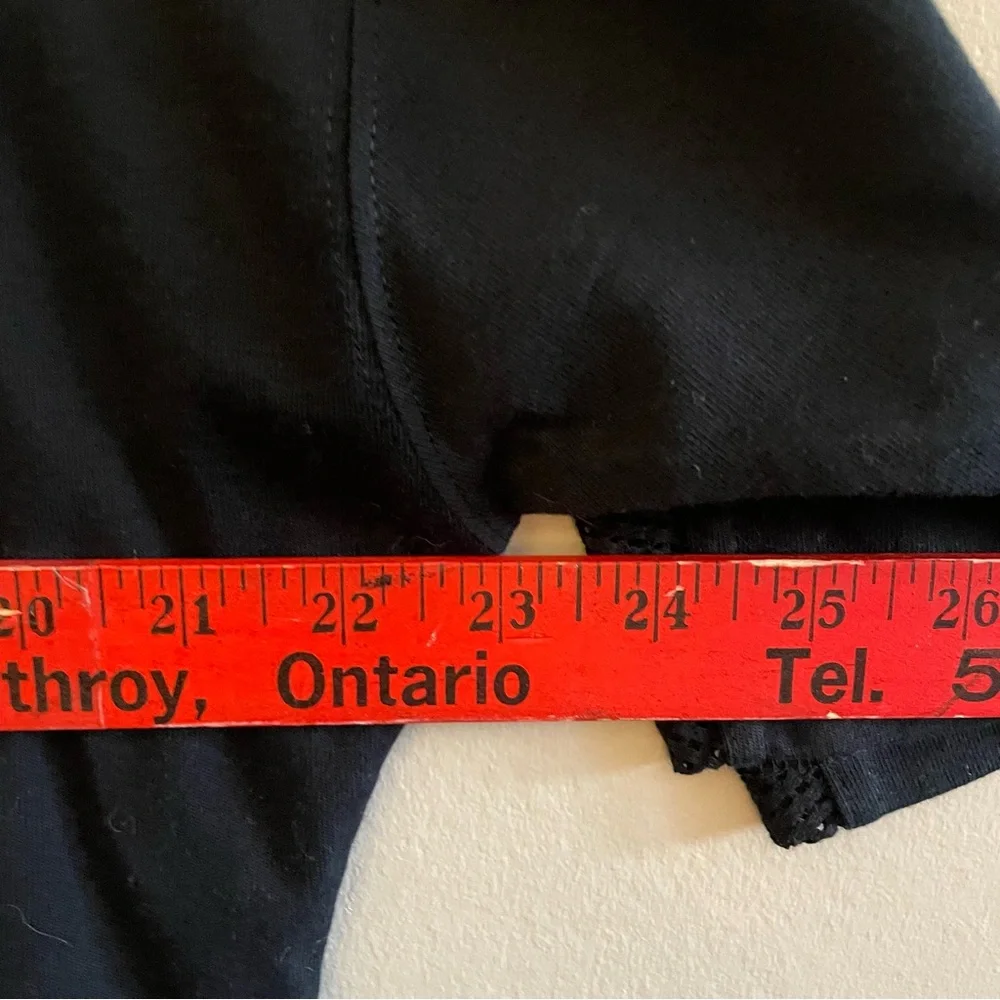 Nike Black Drop Sleeve Mesh Top w 3/4 Sleeve & Cropped Boxy Fit – Size Small EUC - Picture 13 of 14